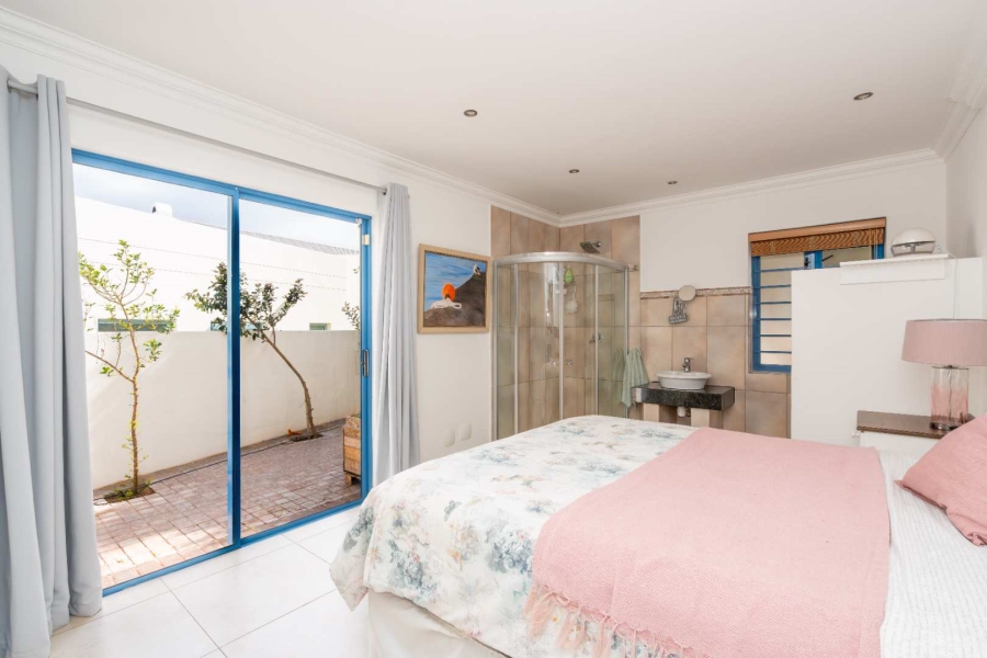 3 Bedroom Property for Sale in Blue Lagoon Western Cape